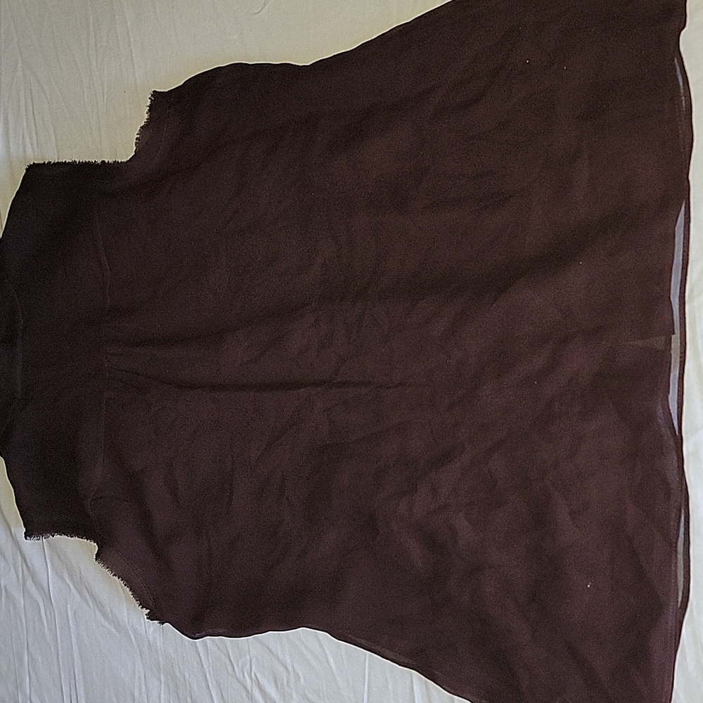 Vince Sheer Sleeveles Top - Picture 6 of 8